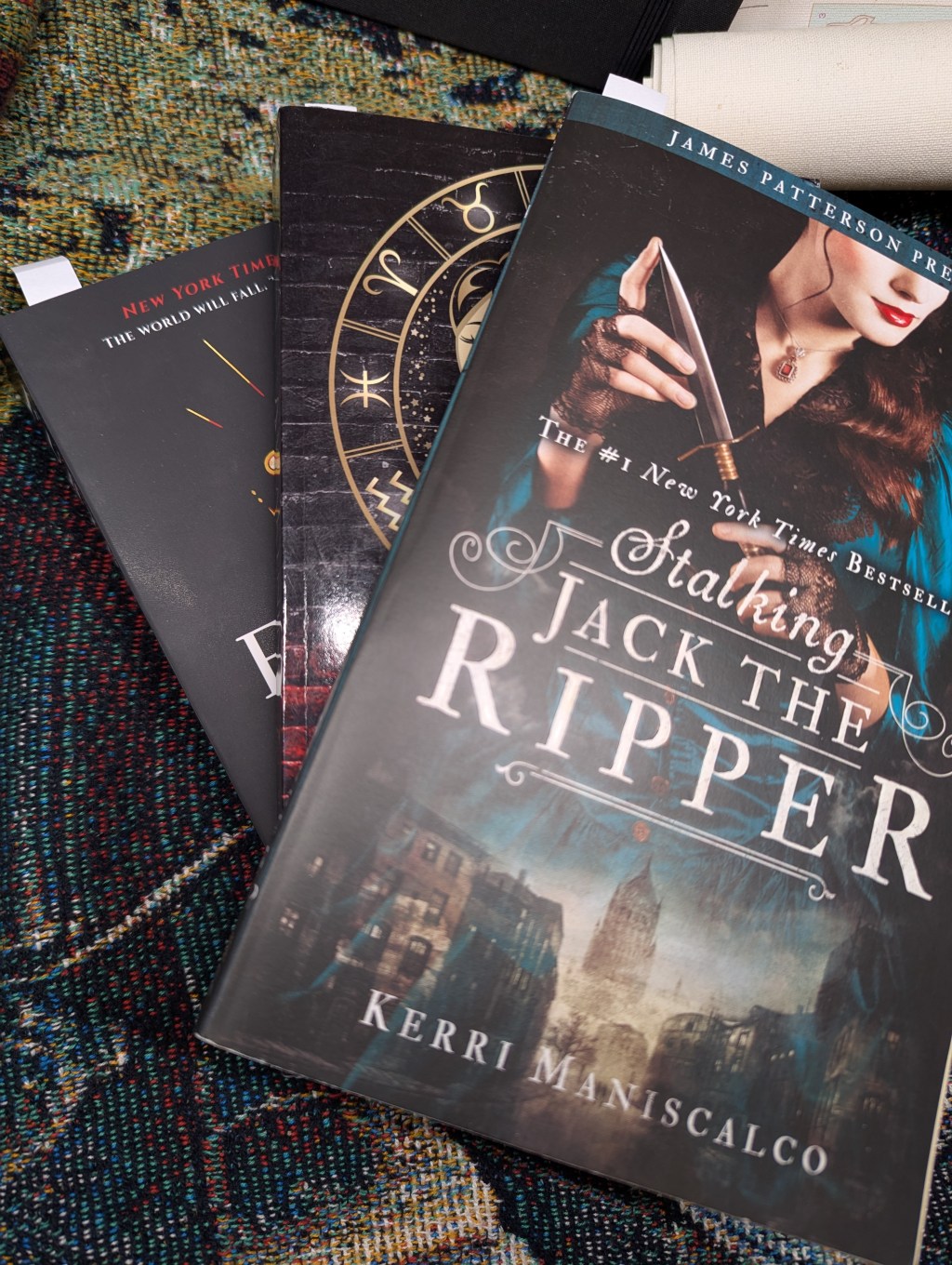 April Reading Wrap Up and TBR May&nbsp;Picks